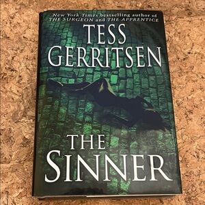 🍒Books 3 for $10🍒The Sinner by Tess Gerritsen Hardcover